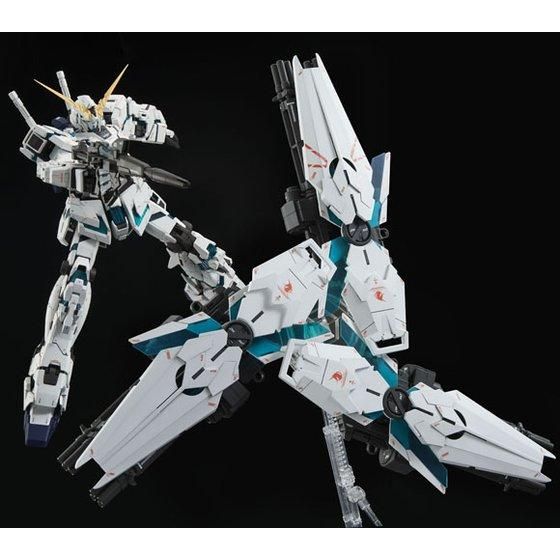 ロボット UNICORN GUNDAM [FINAL BATTLE Ver.] Amazon.com: Bandai PG 1/60 RX-0 Unicorn Gundam (Final Battle